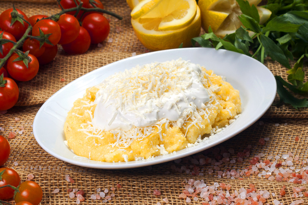 Brânză de vaci cu smântână și mămăliguță (400 gr.)